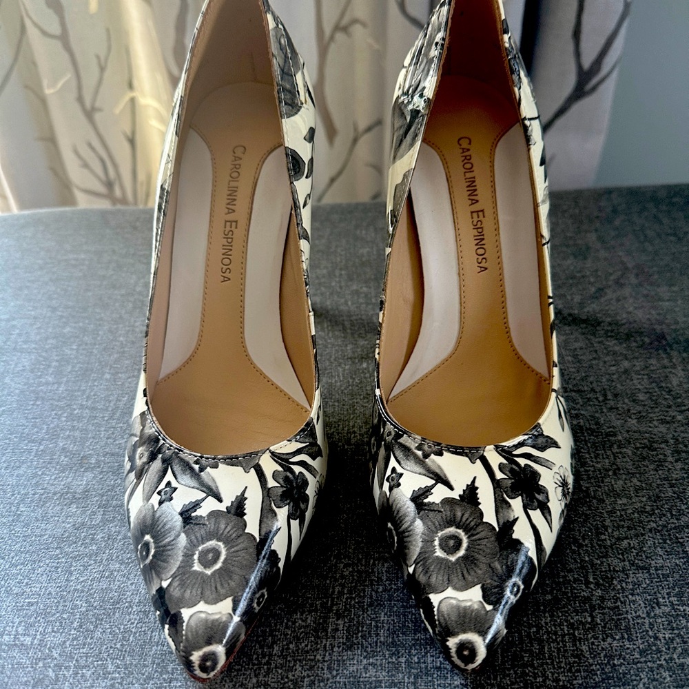 Beautiful black and white flower motif pumps.  Worn once. Perfect condition.